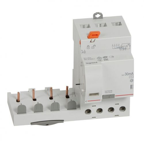 Bloco dif. adaptável DX3 p/ disj. 1M/pólo 4P - 400 V~ - 40A - 30mA - tipo AC