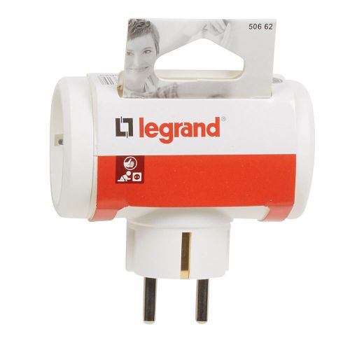 Ficha tripla 2P+T - 16 A - saídas laterais -branco/cinzento