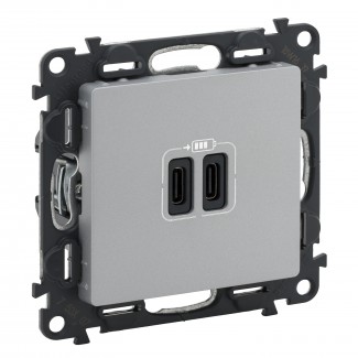 Tomada dupla USB: 2 x Tipo-C, Alumínio